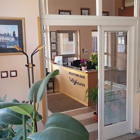 נובי סאד Voyager Bed & Breakfast מראה חיצוני תמונה