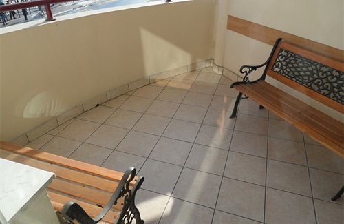 נובי סאד Voyager Bed & Breakfast מראה חיצוני תמונה