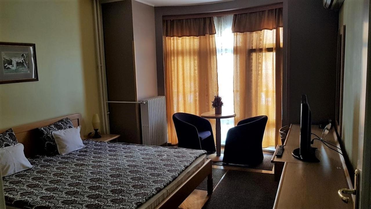 נובי סאד Voyager Bed & Breakfast מראה חיצוני תמונה