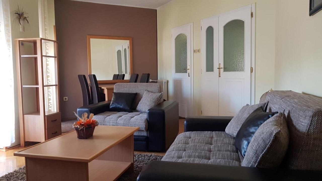 נובי סאד Voyager Bed & Breakfast מראה חיצוני תמונה